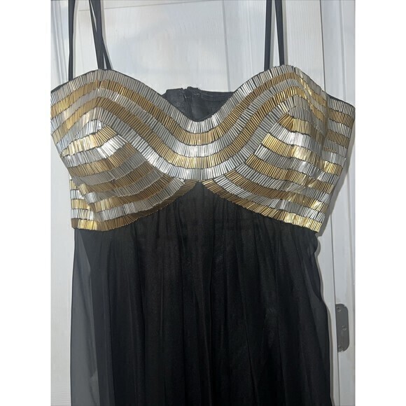Le Femme Black Formal/Prom Strapless Dress, Gold &‎ Silver Bra Accent-Size 8 - Picture 2 of 9